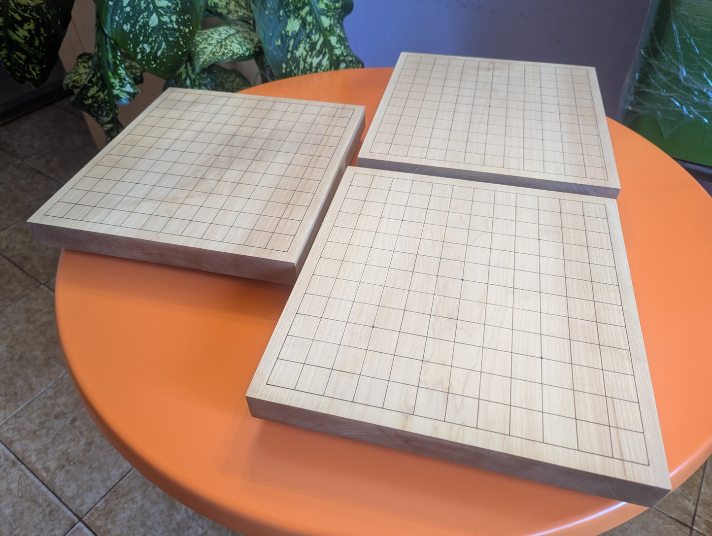 13x13 solid maple wood game Go board. Medium Goban