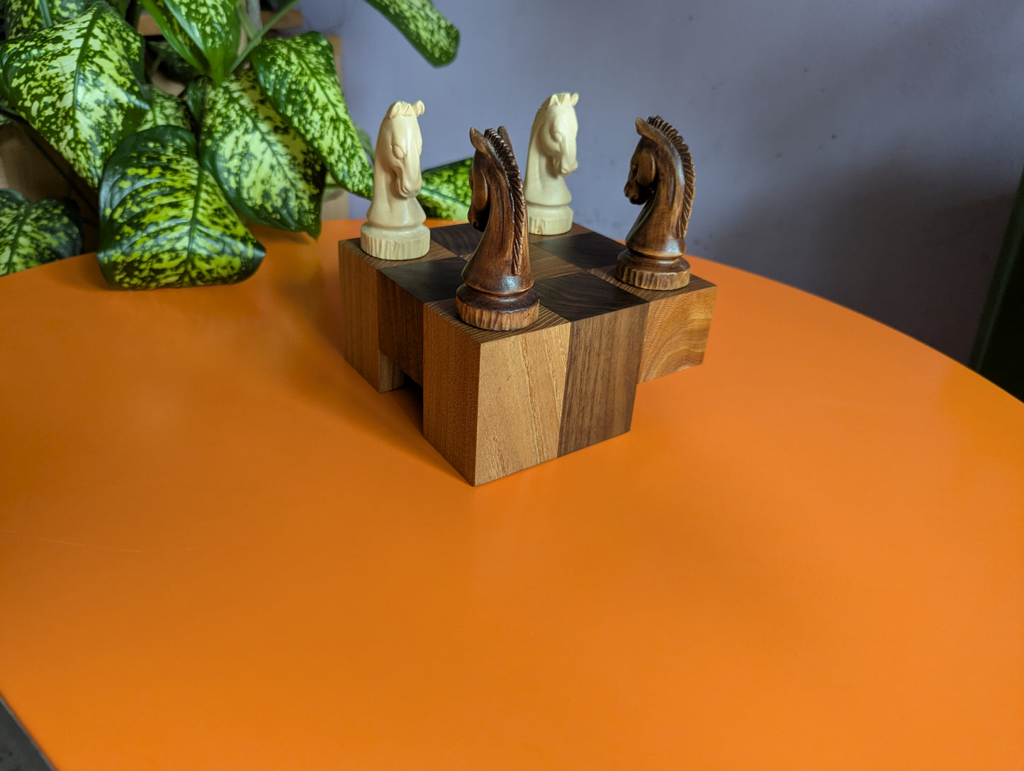 Guarini's chess puzzle. Handmade hardwood pieces.