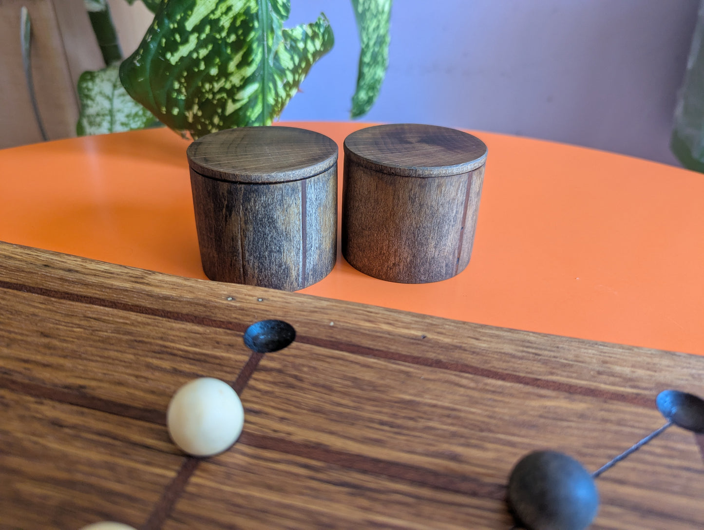 Handmade Twelve/Nine men's Morris game set. Solid elm wood board with live egde.