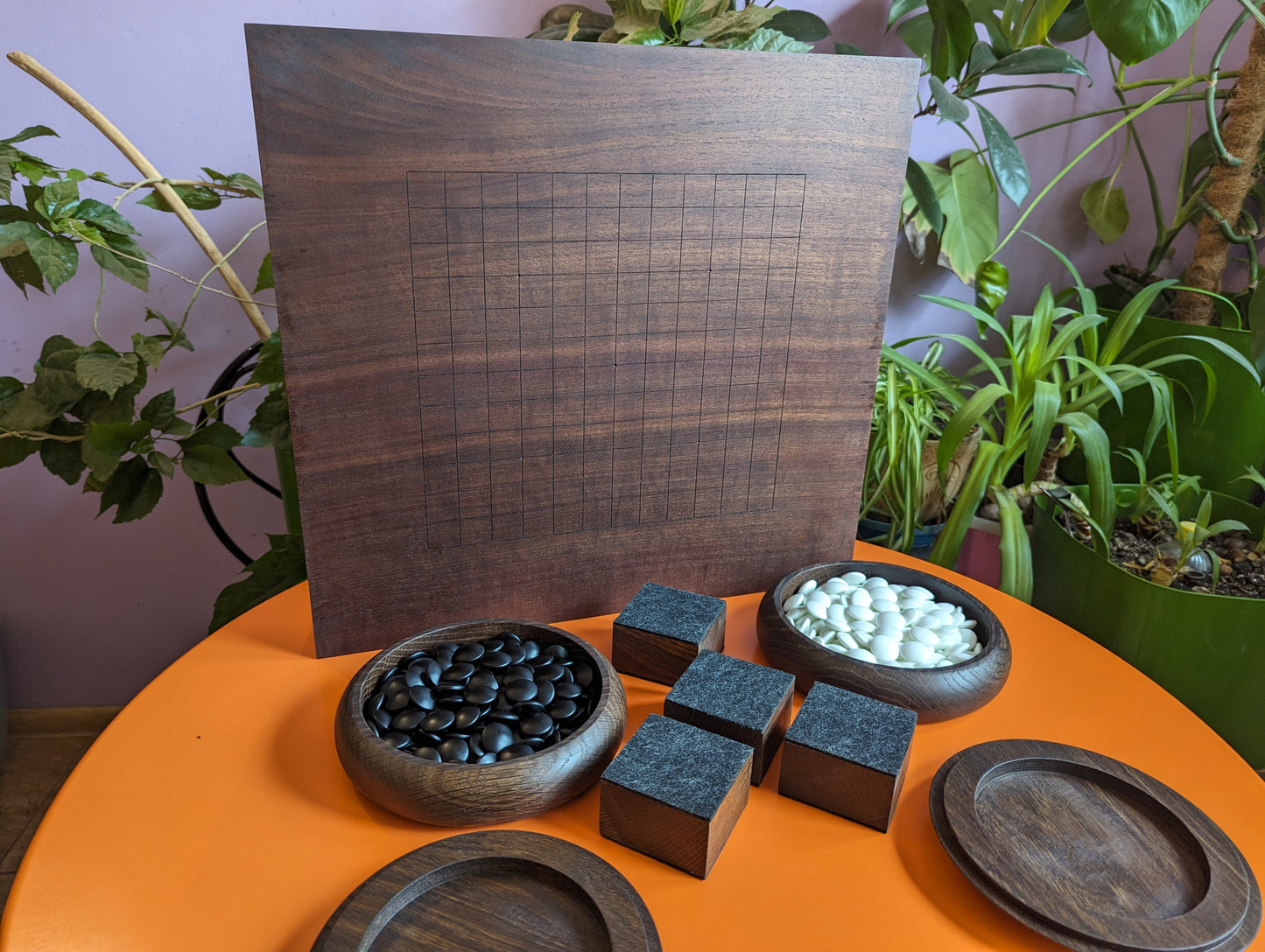 Double-sided 19x19 & 13x13 solid black walnut game Go set