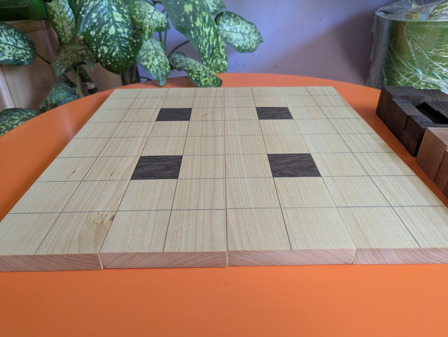 Abstract Cubic Arimaa set. Handmade foldable wooden game set