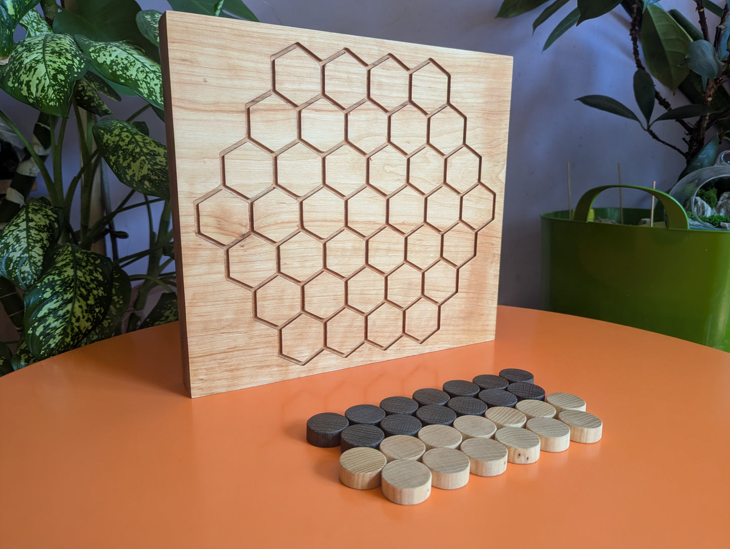 Dodo by Mark Steere. Wooden game set by WoodIdeas