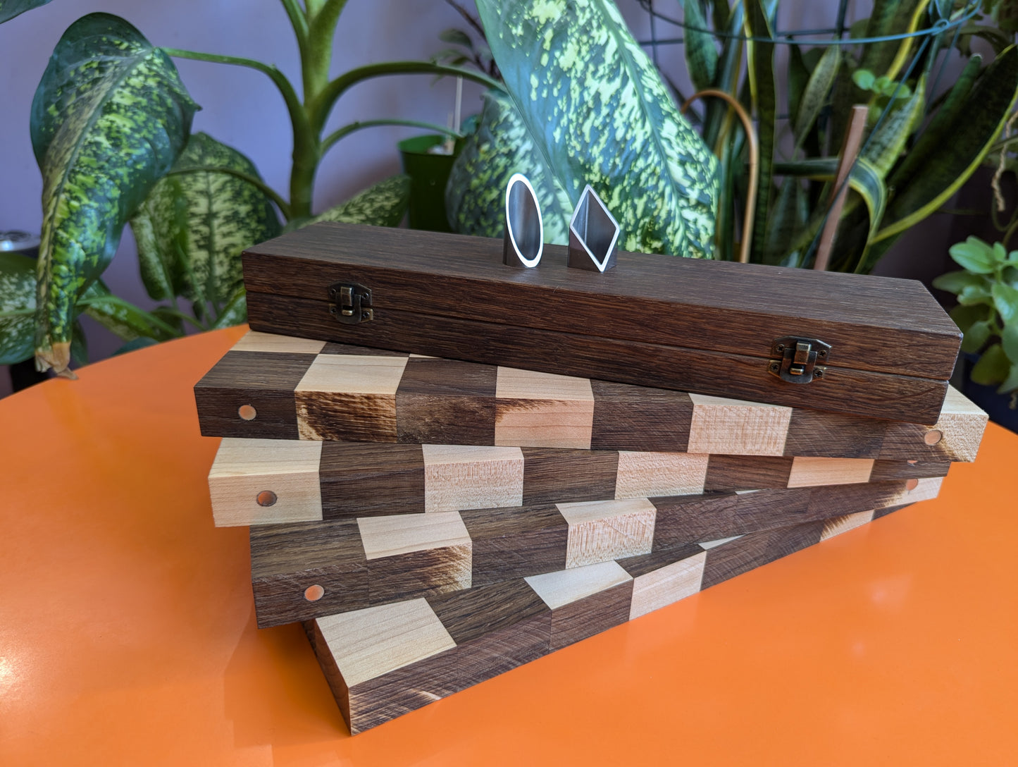 Ludus latrinculorum Ancient roman board game. Foldable 8x12 chessboard and stainless steel pieces.