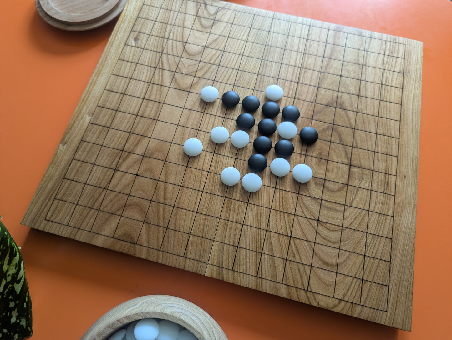 Renju wooden game set. Foldable thin sweet cherry wood 15x15 Goban. Gomoku. Game Go set
