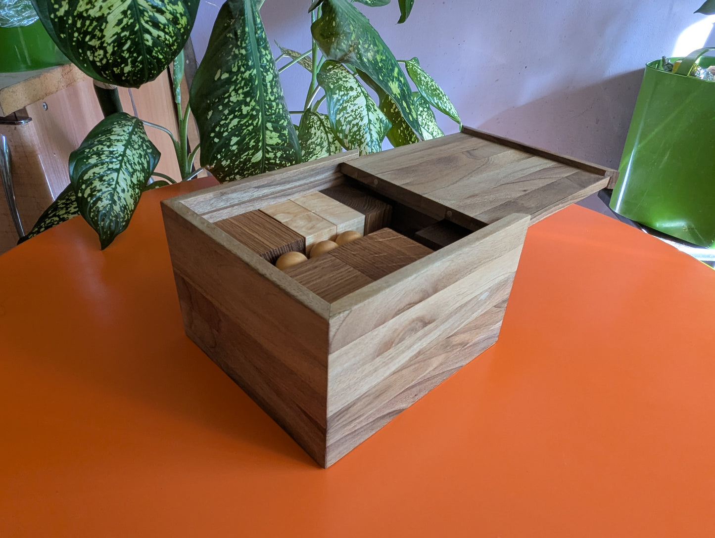 Cubic Onitama wooden game set. Hardwood wood tiles. Martial arts game.