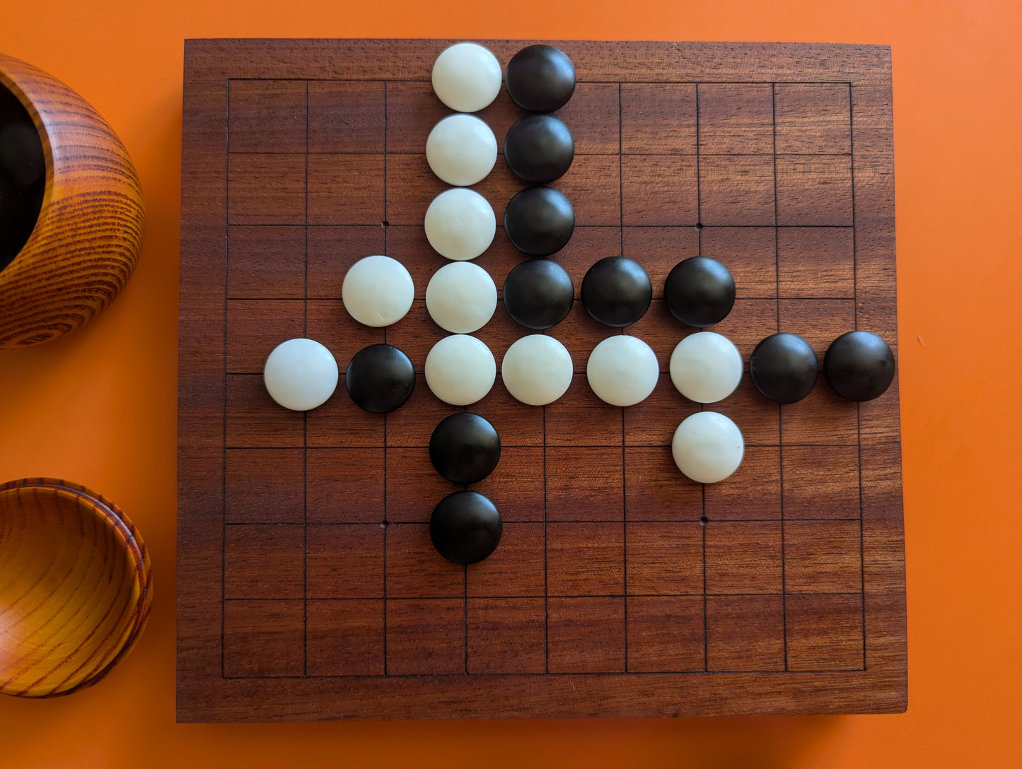 Mahogany wood 9x9 game Go set. Hand carved solid wood Goban.