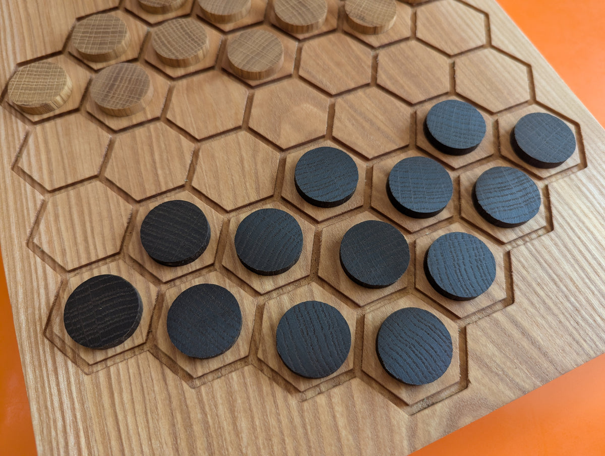 Dodo by Mark Steere. Wooden game set by WoodIdeas