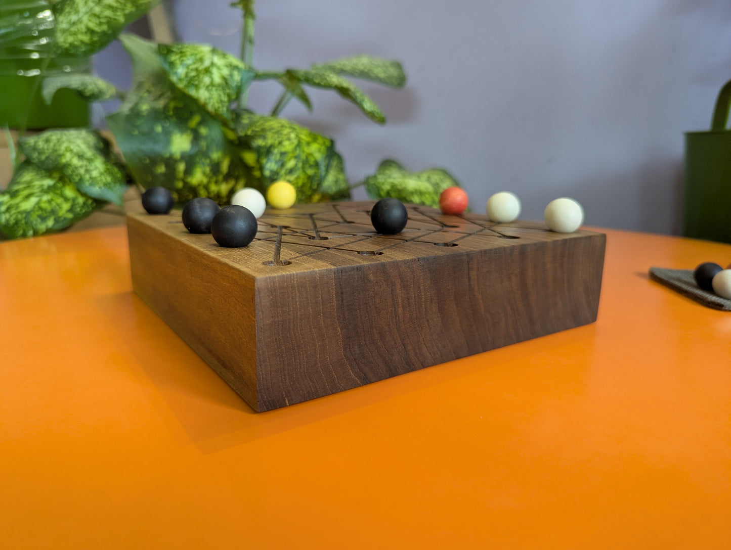 Wooden Jarmo/Jasir game set. Handmade Walnut wood board