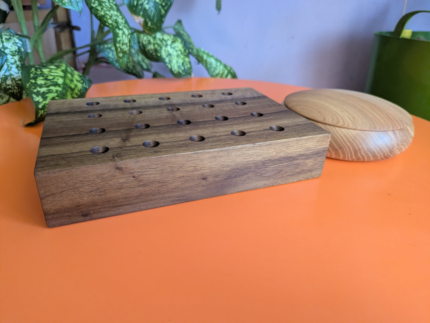 Unane/Invector/Narrows by Mark Steere. Double-sided wooden Kōnane board