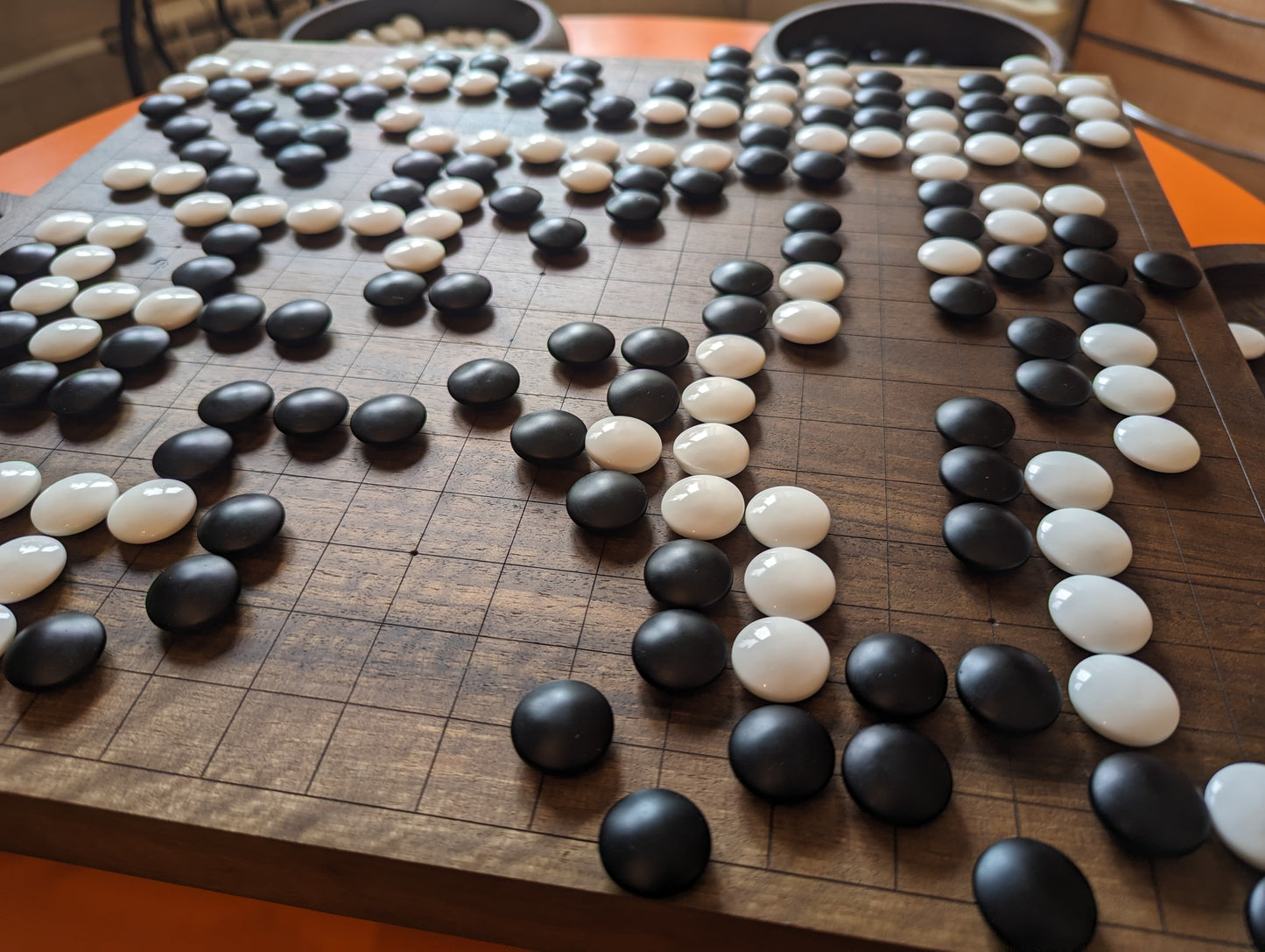Game Go set 19x19 solid walnut hand carved game Go board. Hardwood board