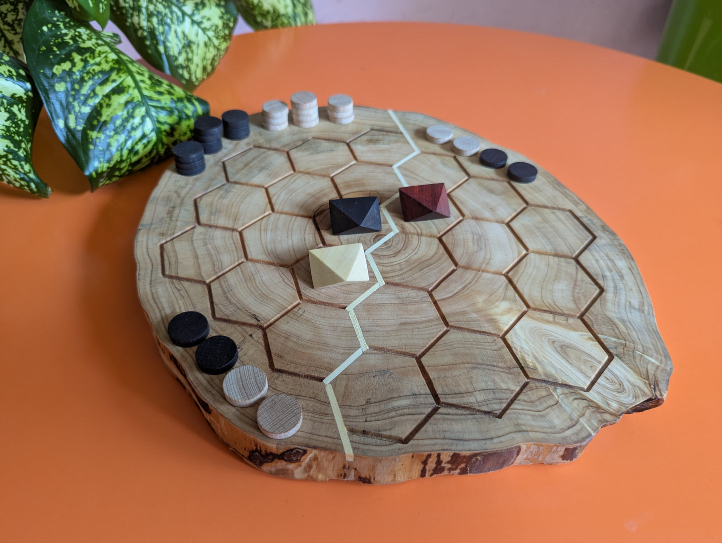 Entrapment/Robotory double-sided circle Juniper game board
