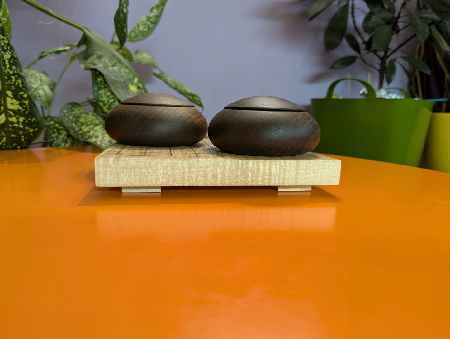 Solid maple 9x9 Goban with wave grain wood. Hand carved game Go board.