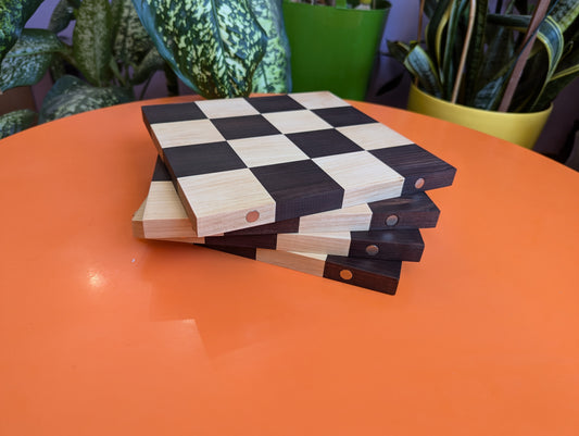 18" Foldable 4-segment wooden borderless chessboard