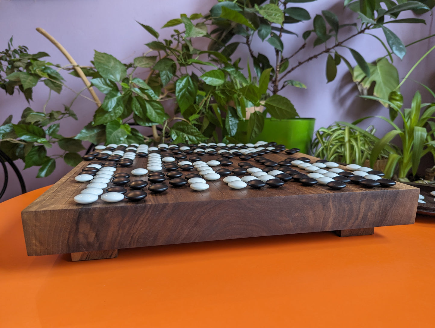 Game Go set 19x19 solid walnut hand carved game Go board. Hardwood board