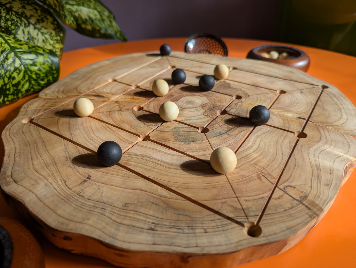 Handmade Twelve/Nine men's Morris game set. Circle Juniper wood board with live egde.