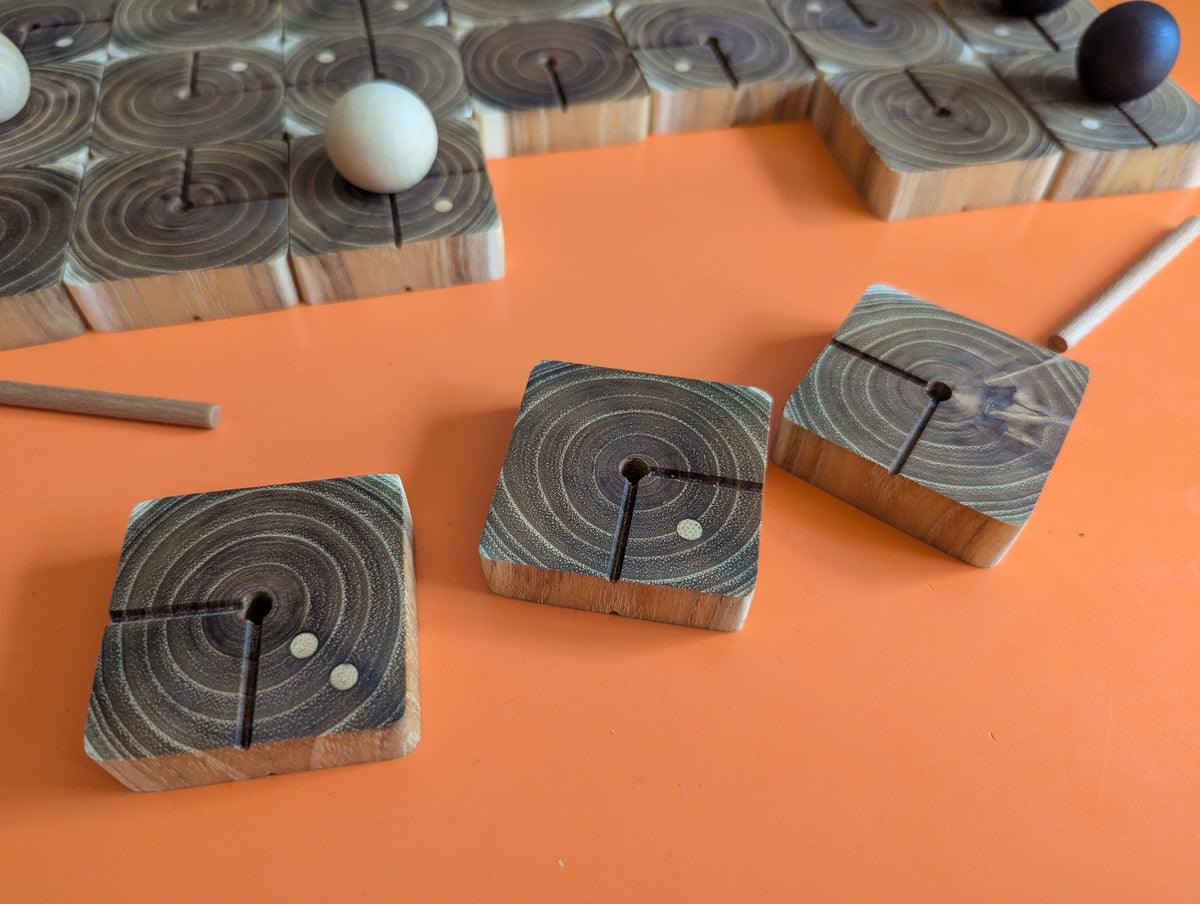 Moguli wooden game set