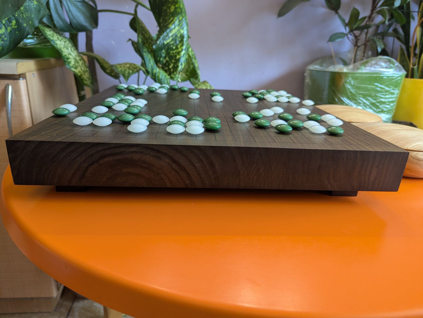 Game Go set 19x19 solid walnut hand carved game Go board. Hardwood board