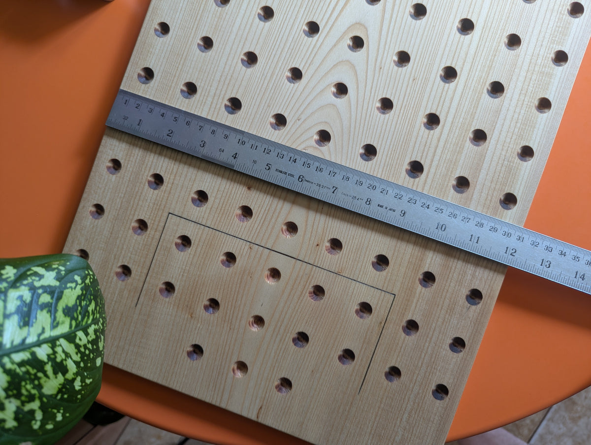 Libero: Wooden Abstract Football Strategy Game