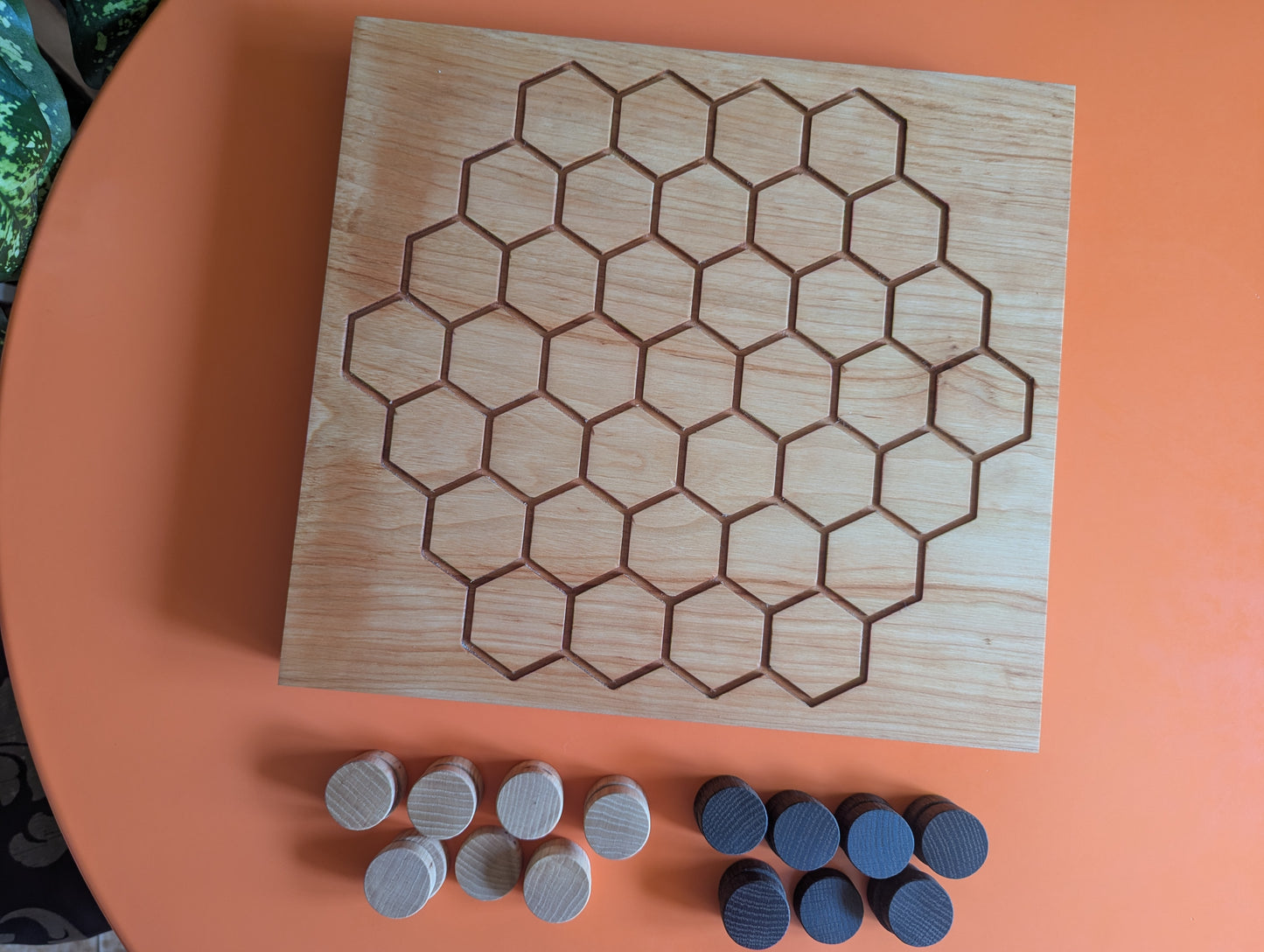 Dodo by Mark Steere. Wooden game set by WoodIdeas