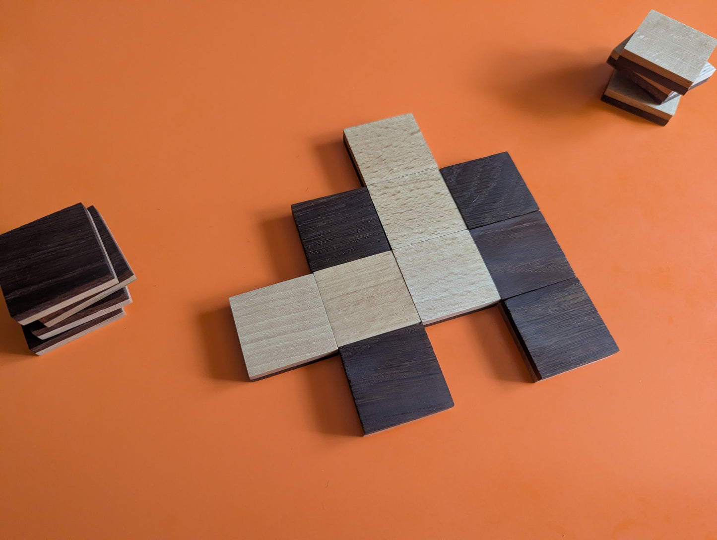 Othellito wooden game set. Compact edition by WoodIdeas