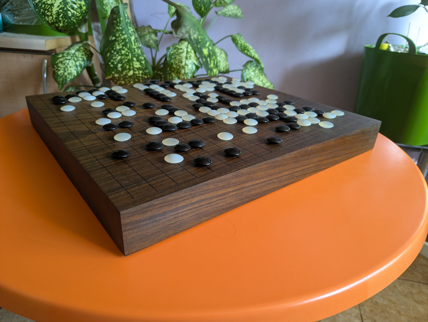Double-sided 19x19 & 13x13 solid walnut game Go set