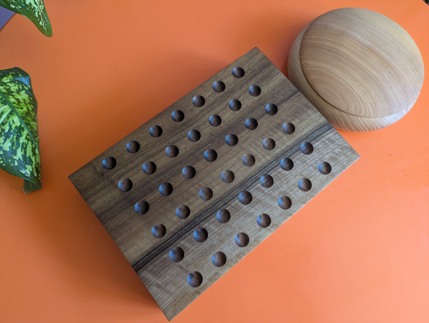 Unane/Invector/Narrows by Mark Steere. Double-sided wooden Kōnane board