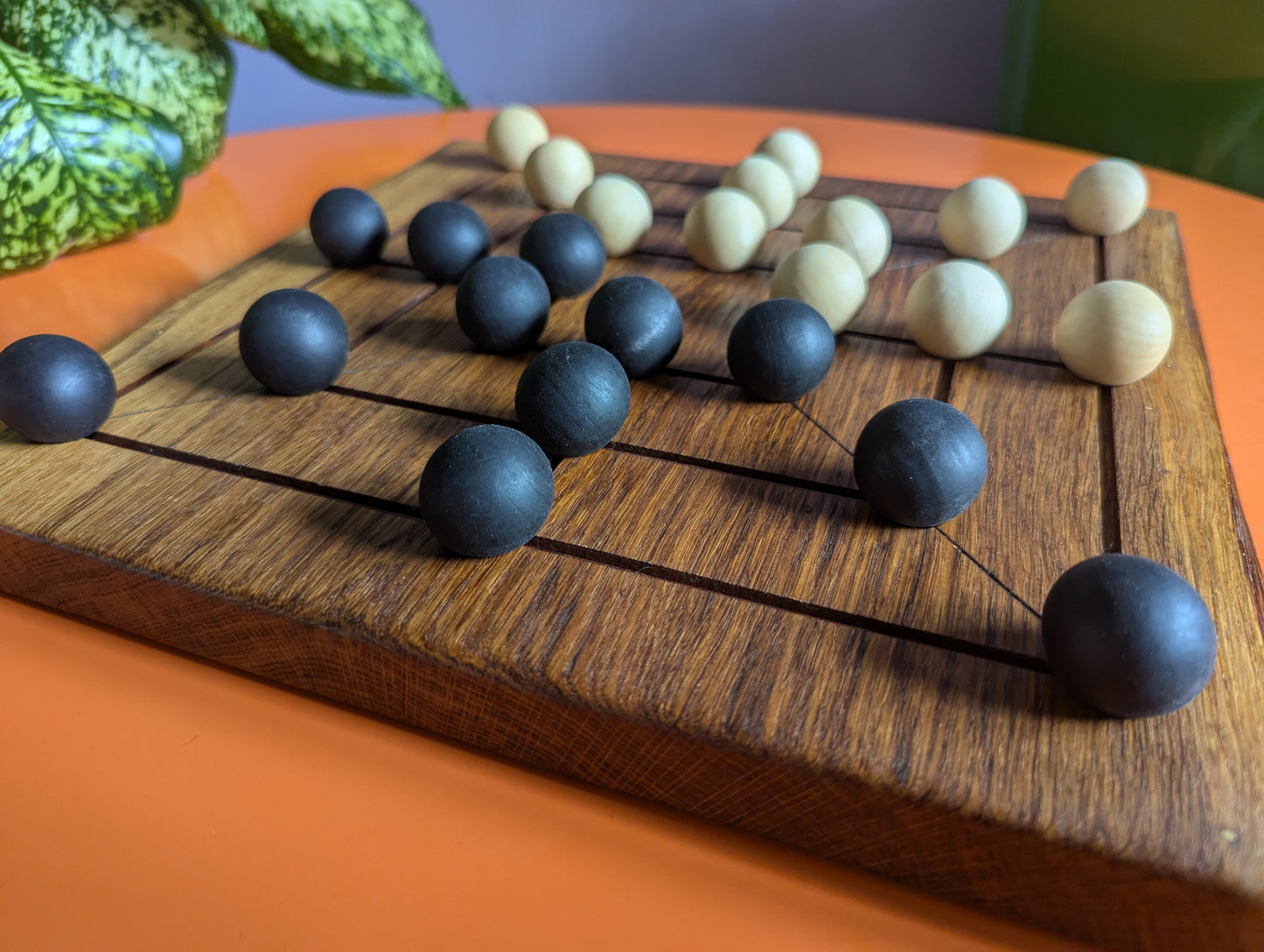 Handmade Twelve/Nine men's Morris game set. Solid oak wood board with live egde.