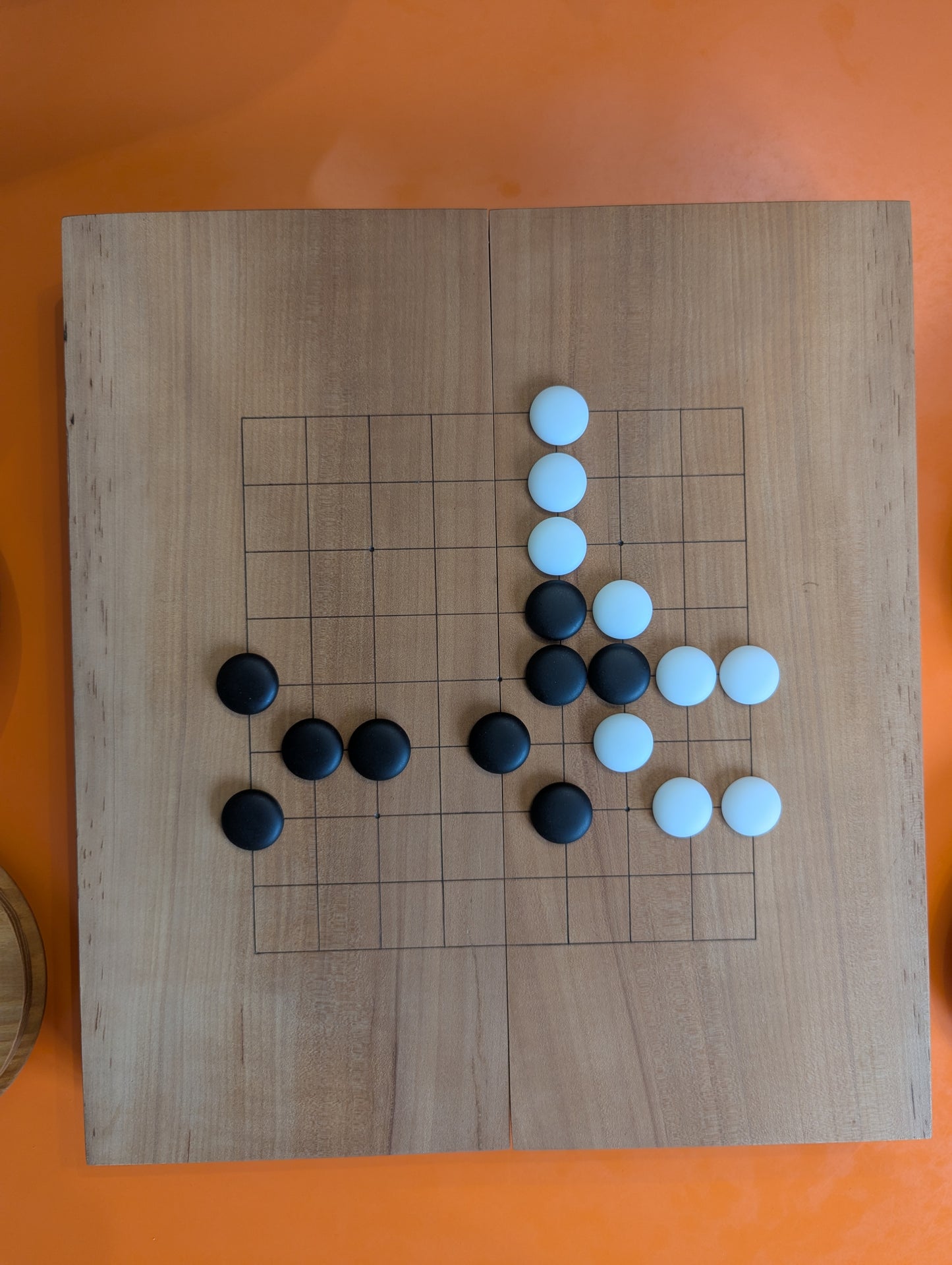 13x13/9x9 foldable game Go set. Pear wood hand carved Goban with ash wood bowls with YunZi stones