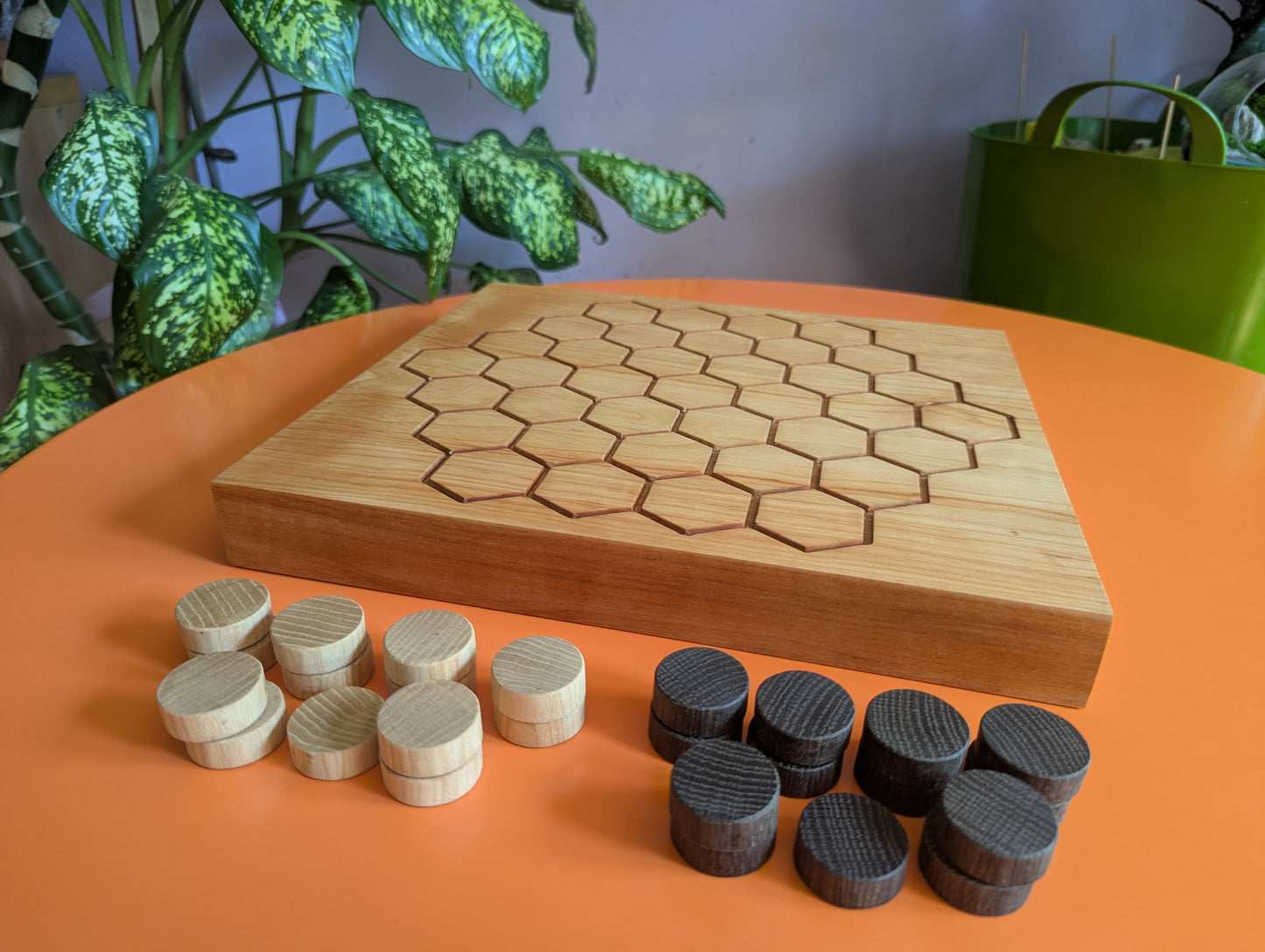 Dodo by Mark Steere. Wooden game set by WoodIdeas
