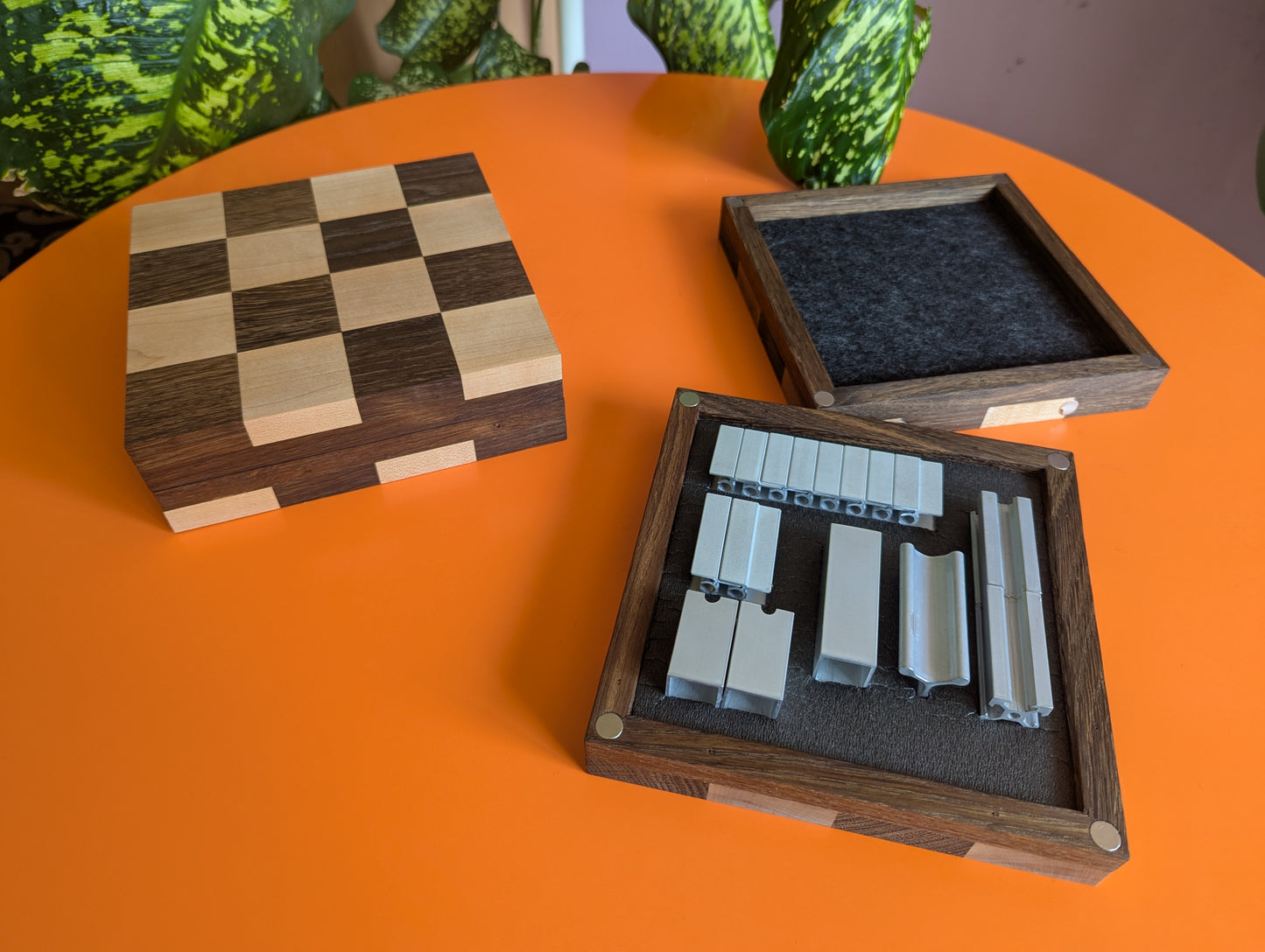 Handmade compact Aluminium Chess Set with Wooden chessboard/boxes