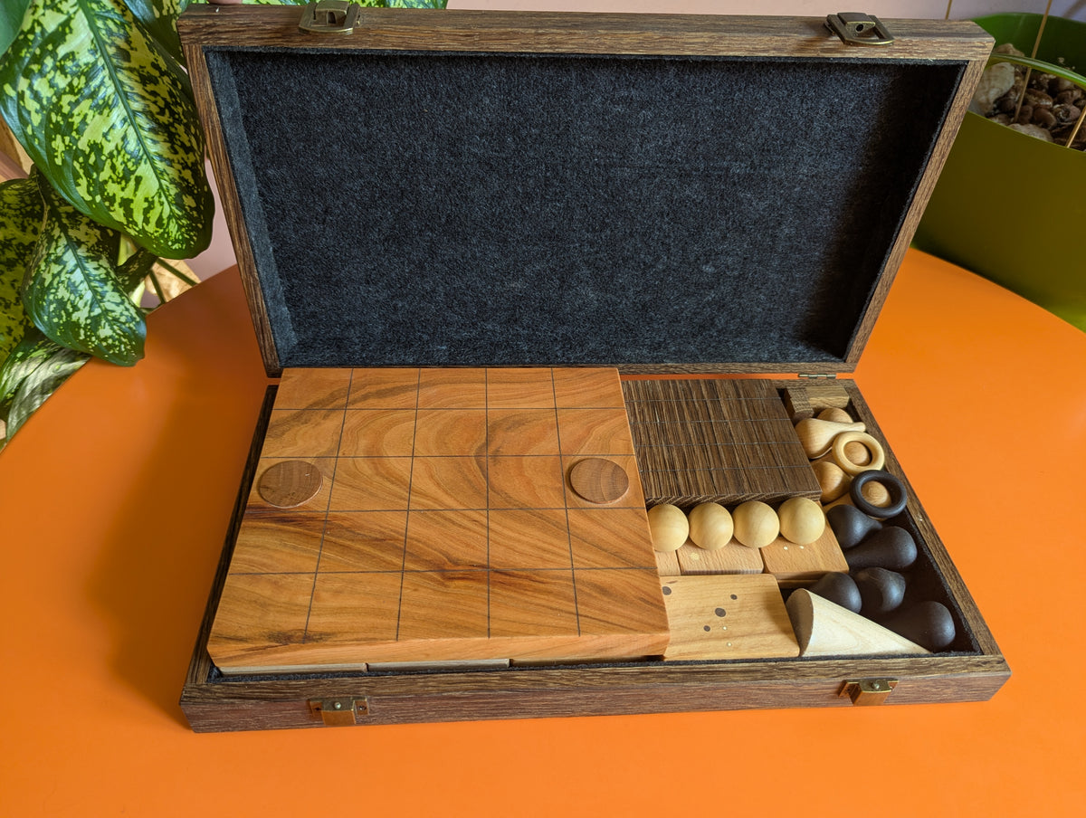 Wooden Onitama game set. Hardwood wood tiles. Martial arts game.