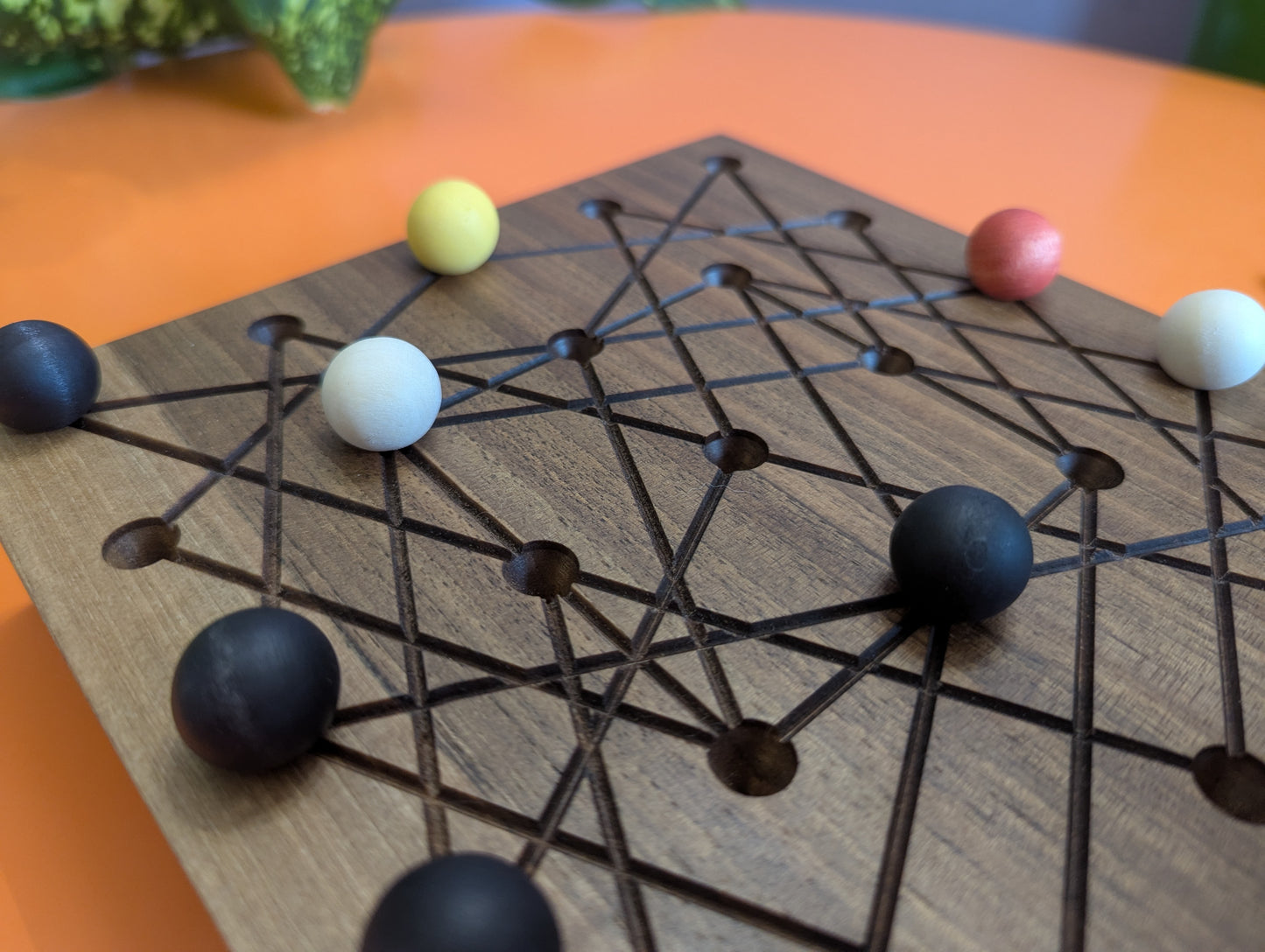 Wooden Jarmo/Jasir game set. Handmade Walnut wood board