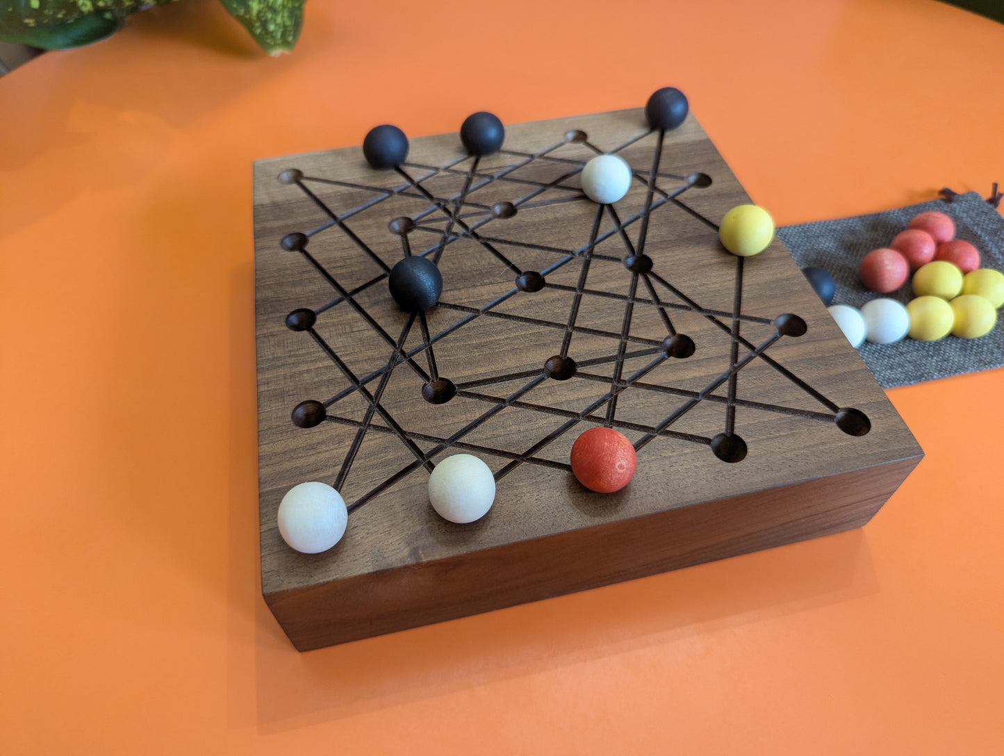 Wooden Jarmo/Jasir game set. Handmade Walnut wood board