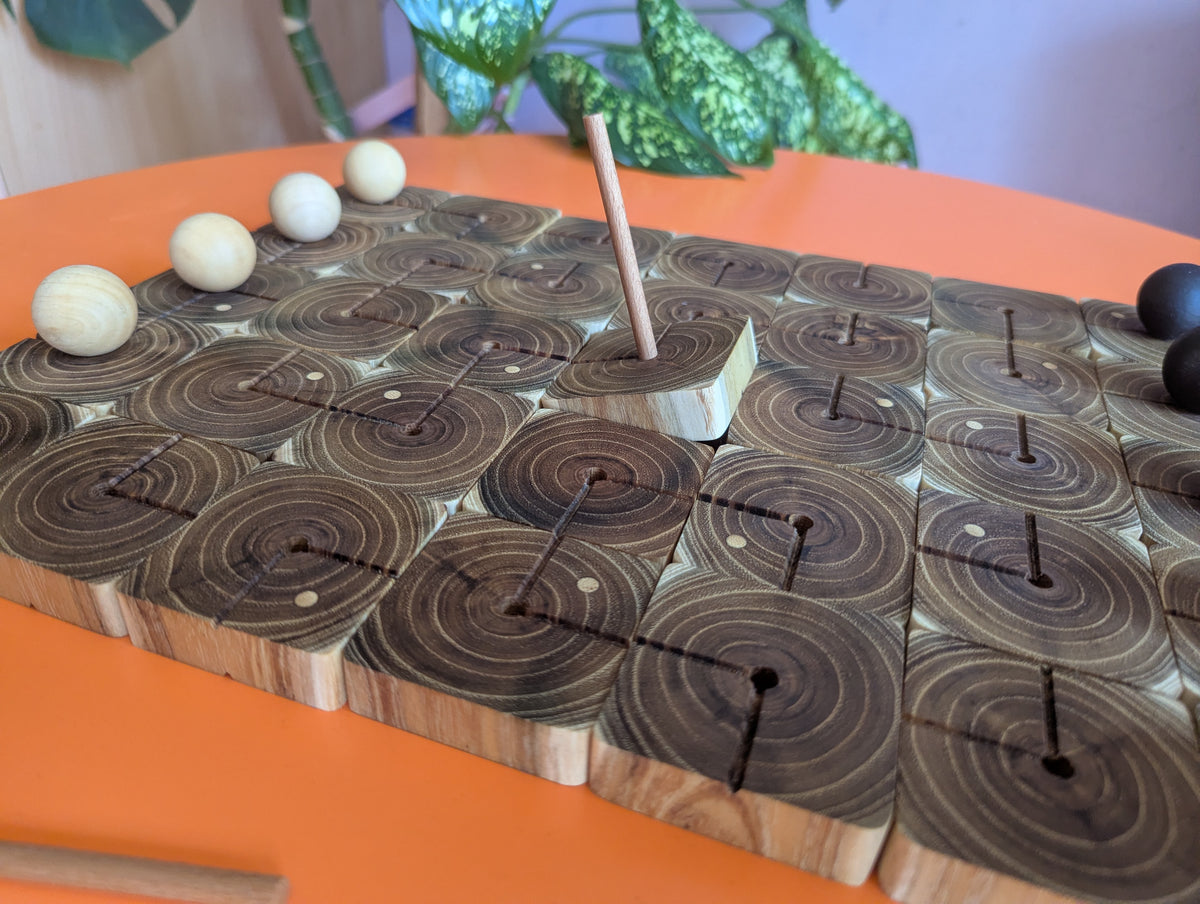 Moguli wooden game set