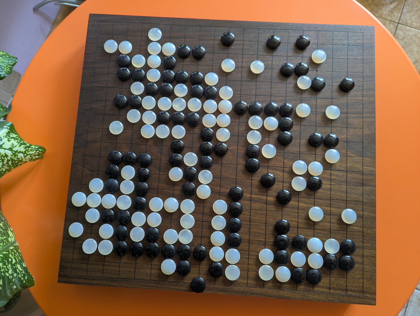 Double-sided 19x19 & 13x13 solid walnut game Go set