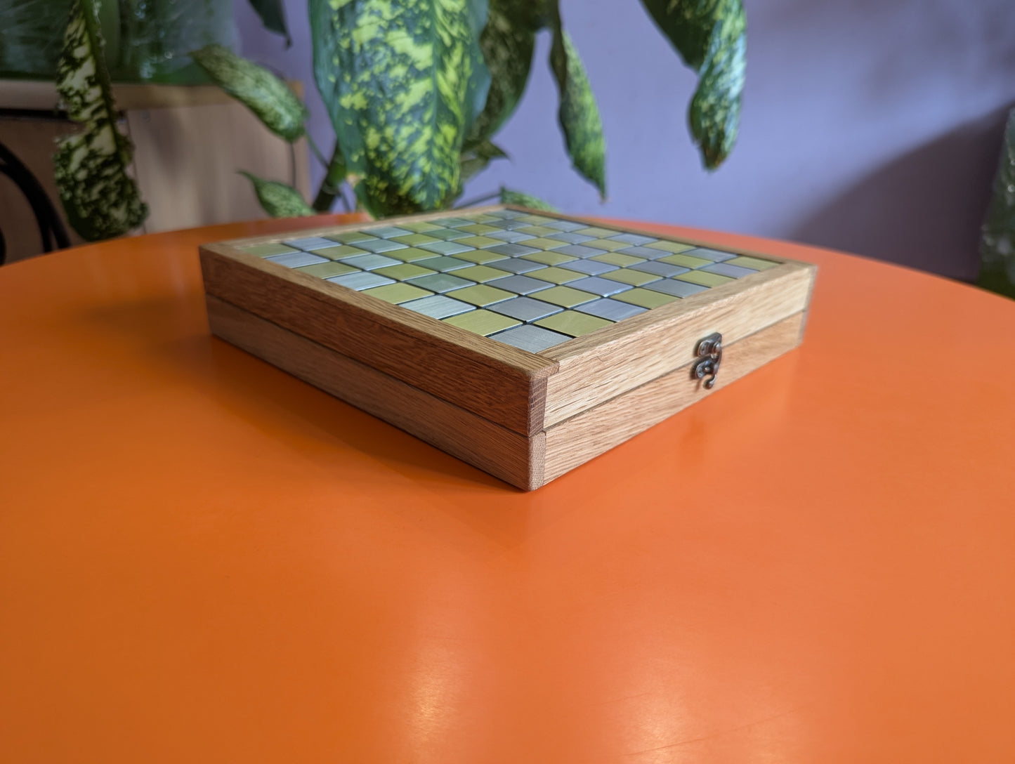 Handmade Aluminium Chess Set in Wooden box with aluminum chess cages