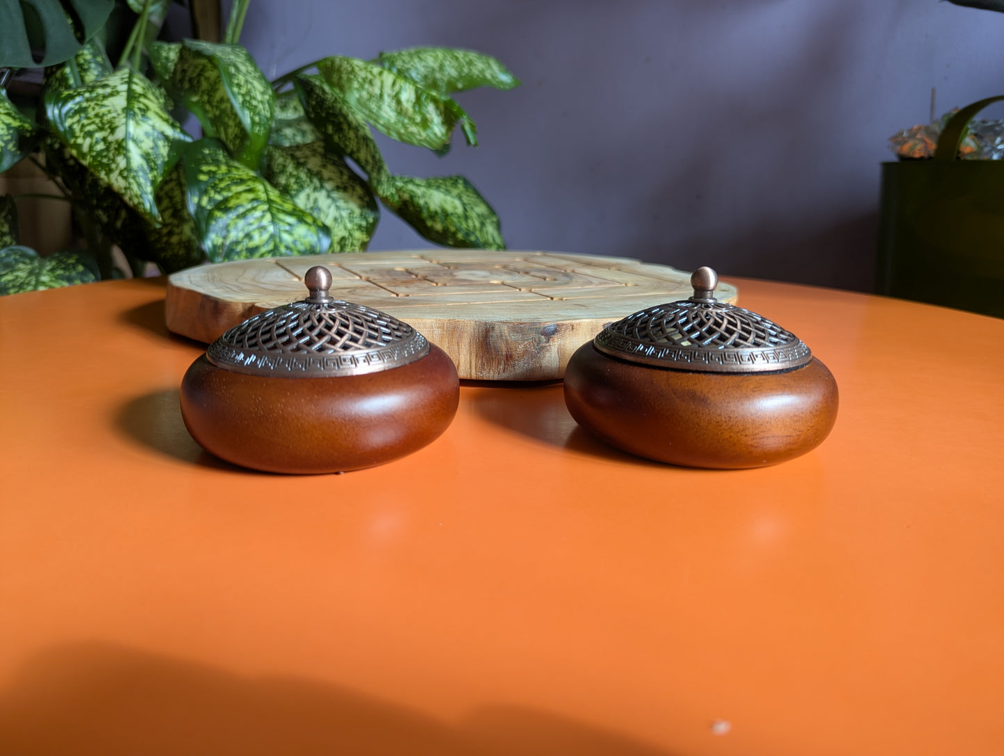 Handmade Twelve/Nine men's Morris game set. Circle Juniper wood board with live egde.