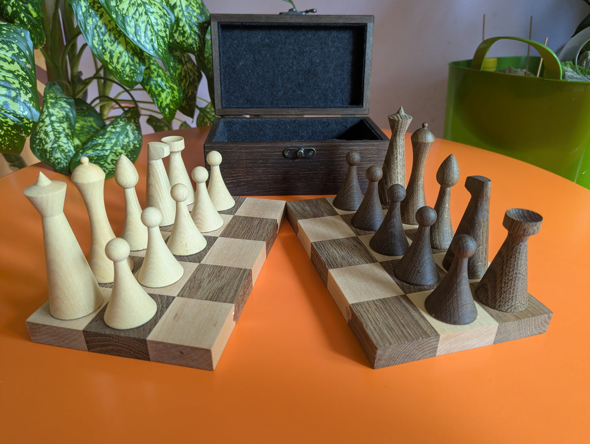 Mini Chess 5x6: Compact wooden set