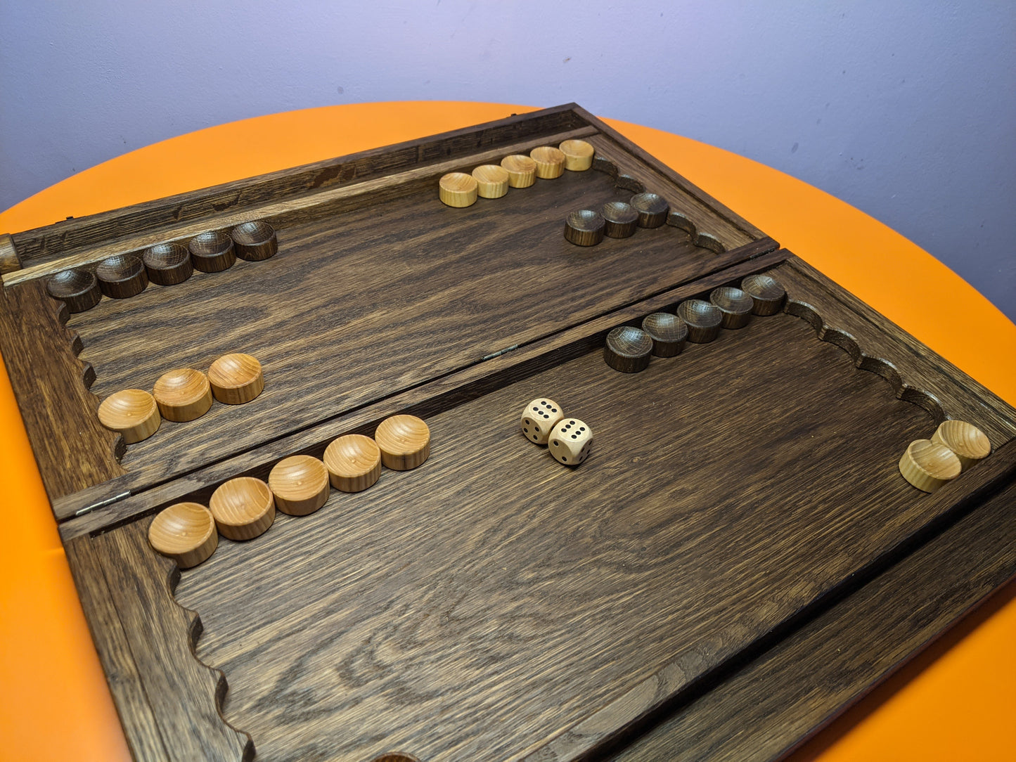 Thin 20" oak backgammon board + oak&ash wood pieces