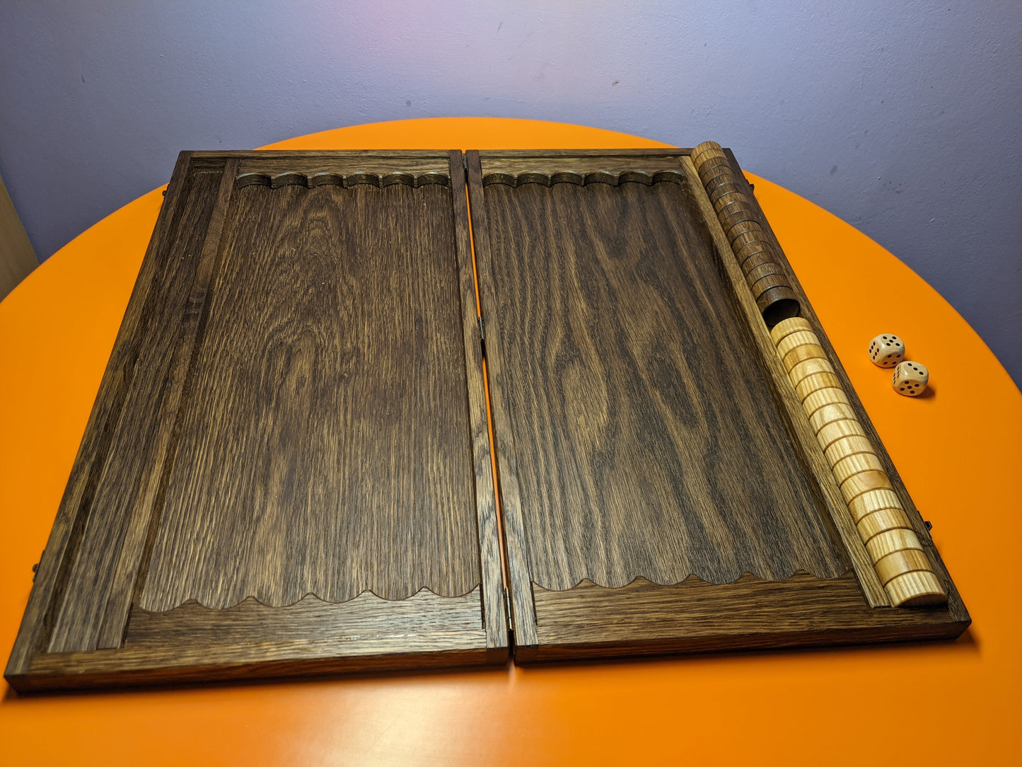 Thin 20" oak backgammon board + oak&ash wood pieces